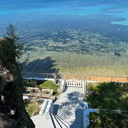 Paul Seafront House 別荘