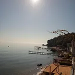 Paul Seafront House Dom wakacyjny Mesongí