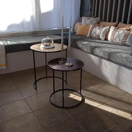 Paul Seafront House *