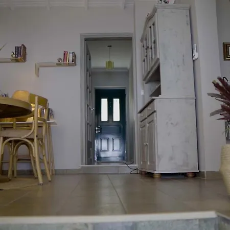 度假居 Paul Seafront House *