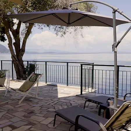 Paul Seafront House Holiday home Mesongi