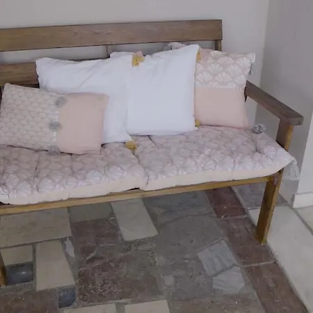 Paul Seafront House 度假居 *