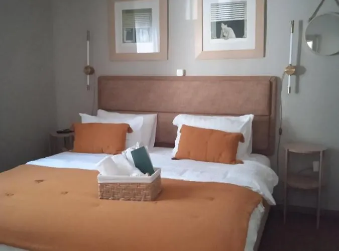 Paul Seafront House بيت للعطل