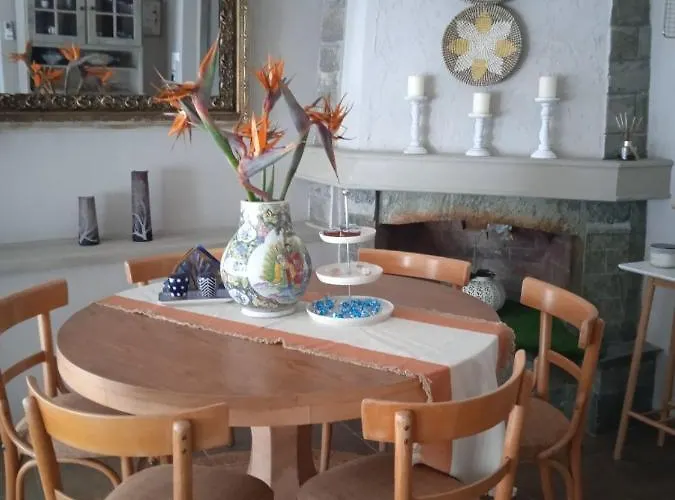 Paul Seafront House بيت للعطل *