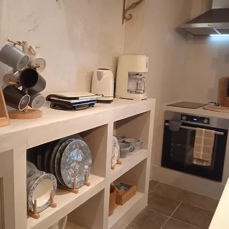 בית נופש Paul Seafront House *