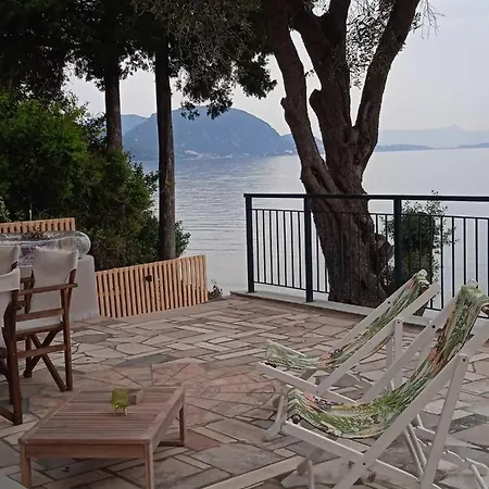 בית נופש Paul Seafront House